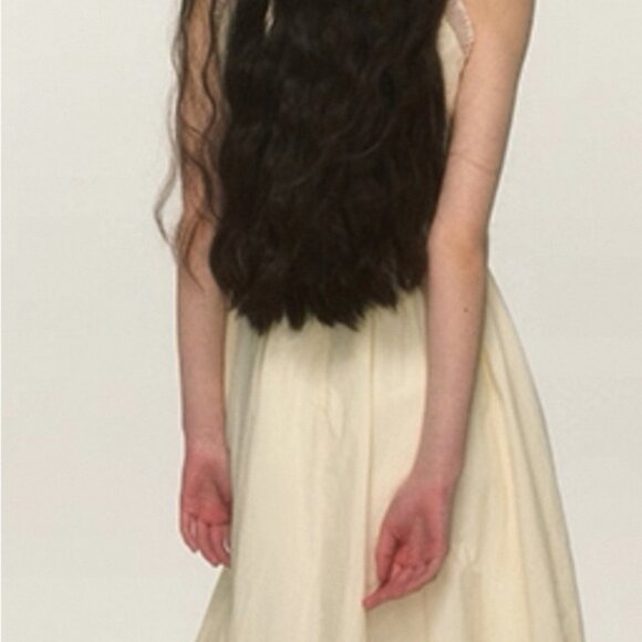 Elegant Cream Dress - Picture 2 of 4